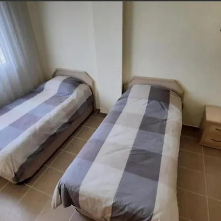 Immaculate 3-bed Duplex In 公寓 *